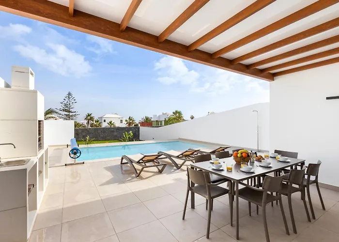 Famara - Vipvipvillas Vila