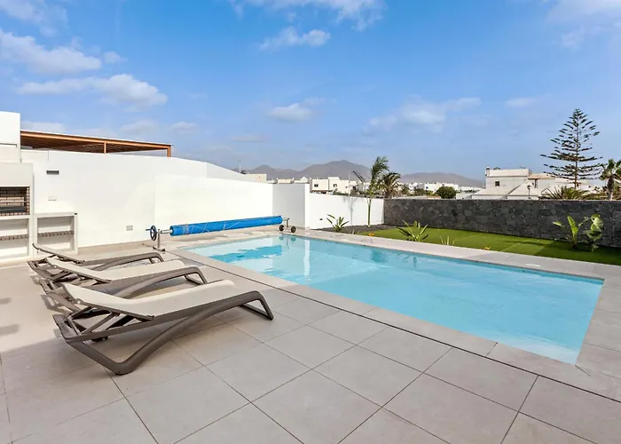 Vila Famara - Vipvipvillas *