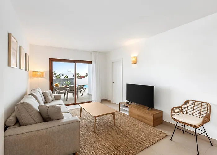 Famara - Vipvipvillas * Playa Blanca (Lanzarote)