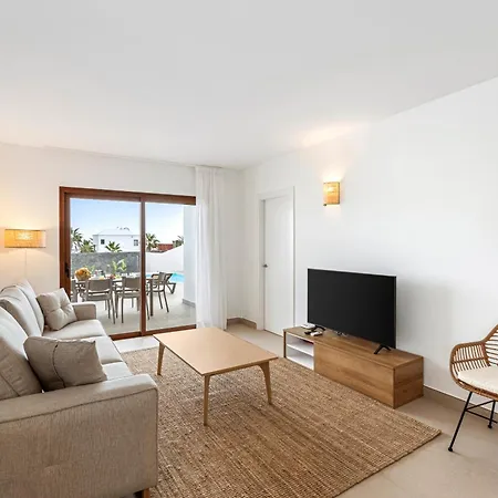 Famara - Vipvipvillas * Playa Blanca (Lanzarote)