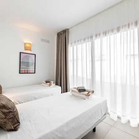 Famara - Vipvipvillas * 普拉亚布兰卡